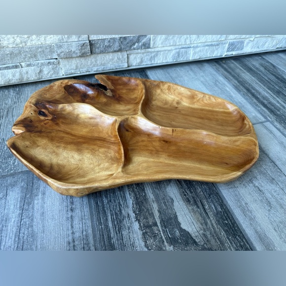 Natural Wooden Divided Serving Platter Hand Crafted Art Extra Large Size - Picture 14 of 15